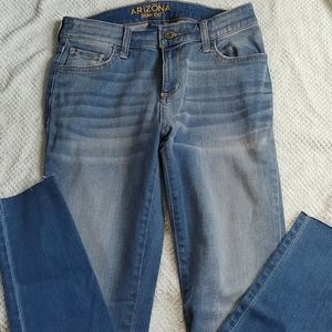 ❗️(removing soon send offers) NWOT Arizona jeans